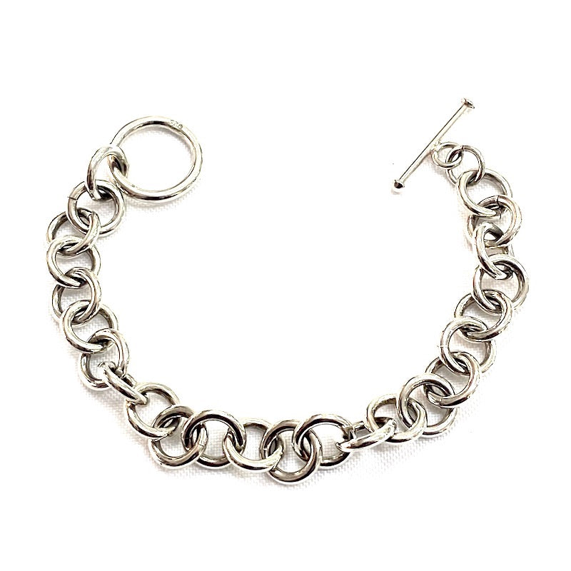 Beautiful Round Plain Links Bracelet