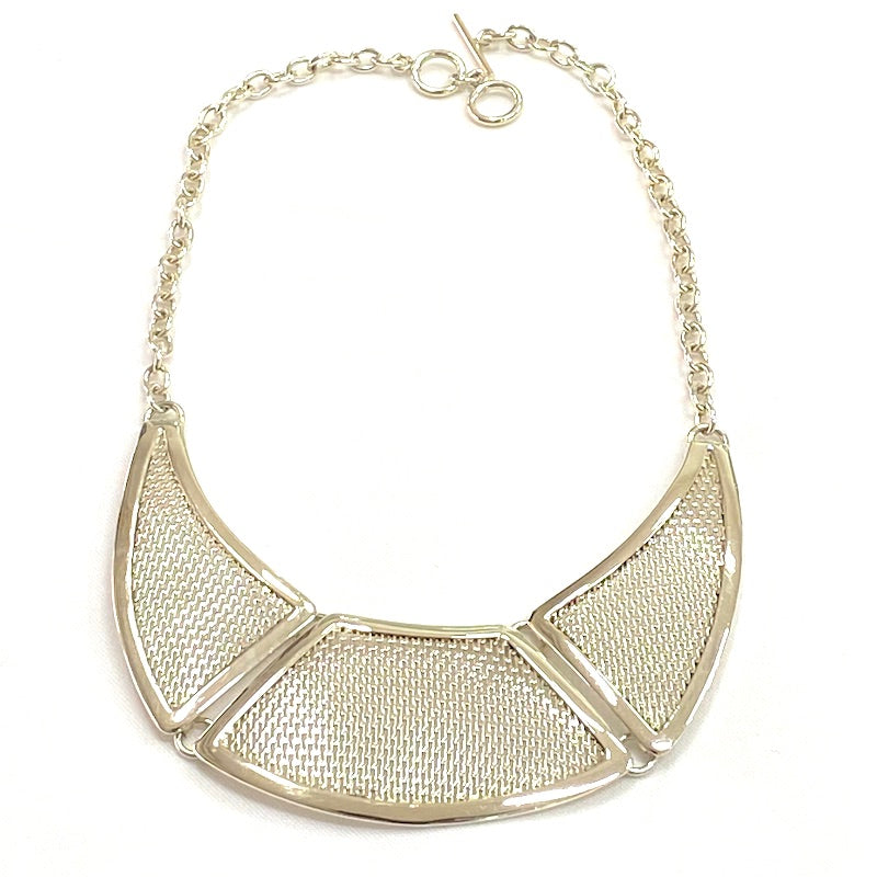 Beautiful Woven Style Silver Necklace